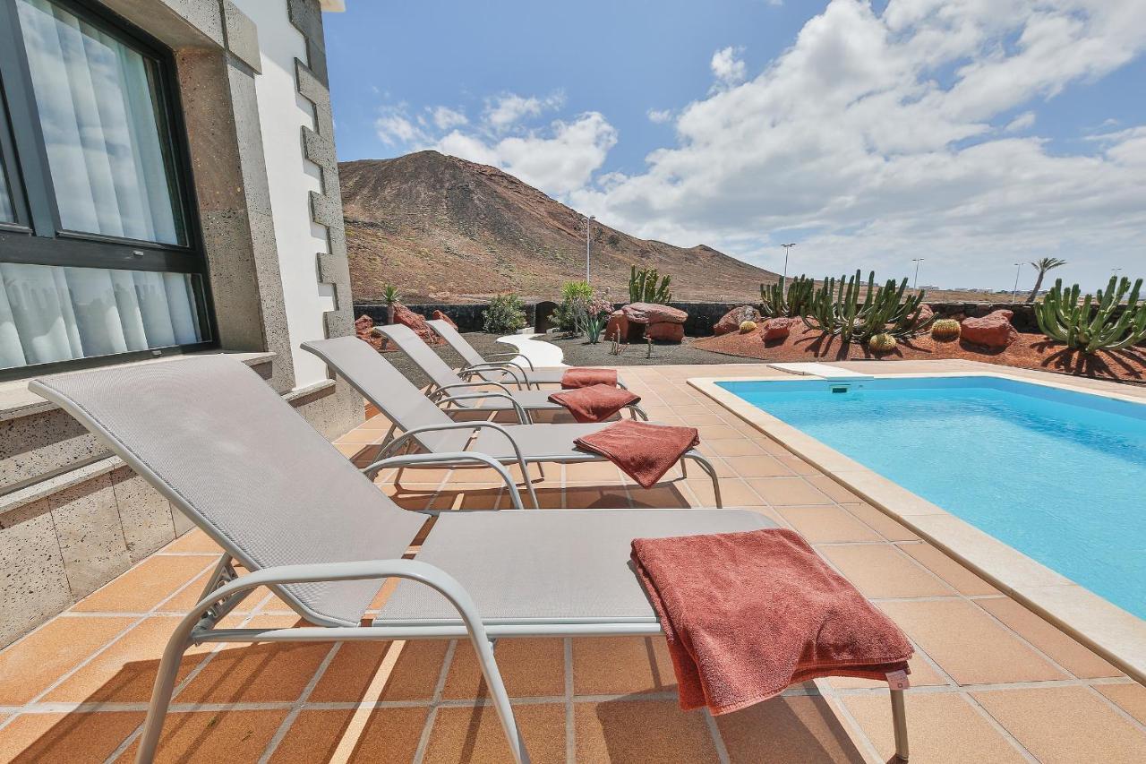 Sea Winds Lanzarote Villa Playa Blanca  Exterior photo